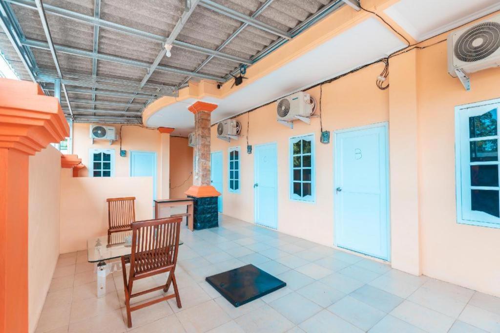Oyo 3132 Mahkota Sivali Hotel